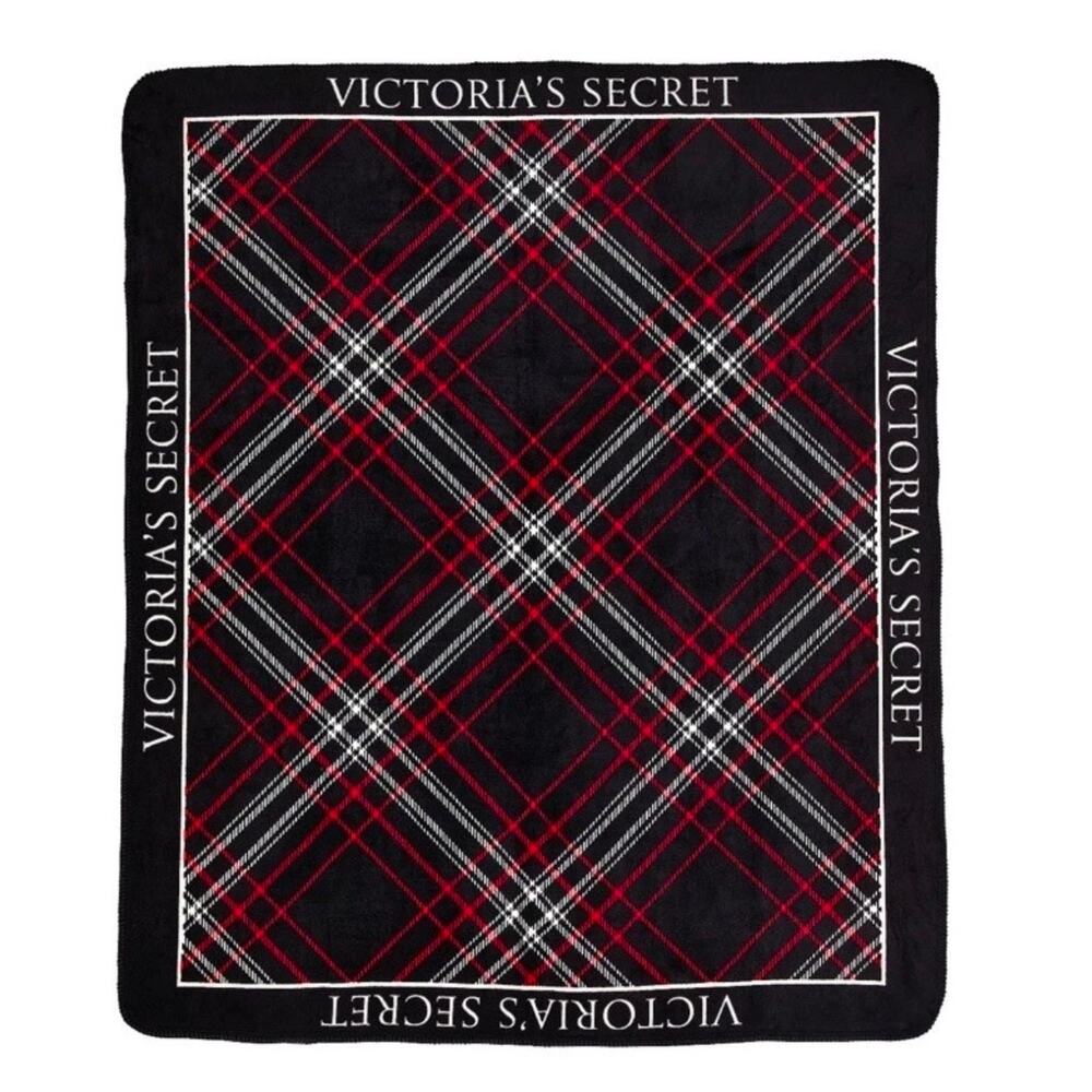 Victoria's Secret Black and Red Plaid Cozy Plush Fleece Sherpa Throw Blanket